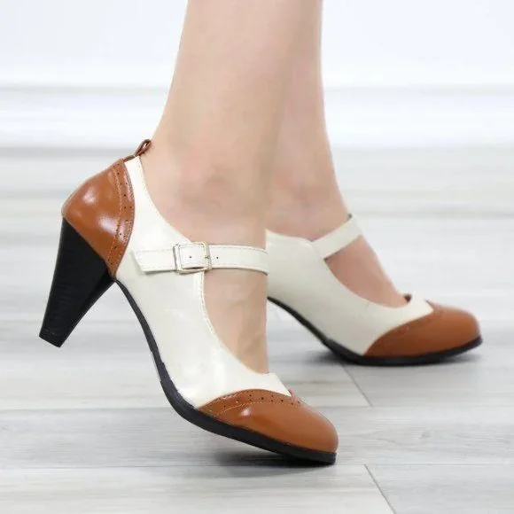Oxford White & Tan Vintage Round Toe Pump - Picture 4 of 11